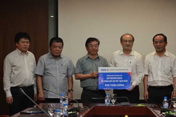 Chính thức ra đời quỹ Ánh Viên