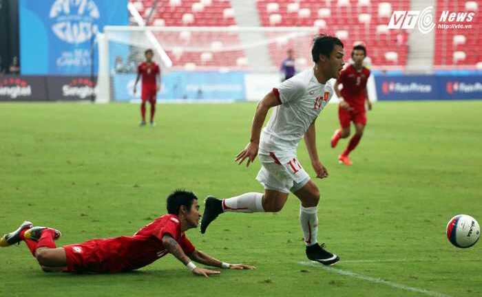 Clip: Mạc Hồng Quân phung phí hàng loạt cơ hội