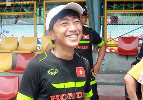 Nếu Bphone là sản phẩm của HLV Miura...