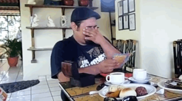 Video: 1001 biểu cảm đáng yêu của các đức ông chồng khi biết vợ có bầu