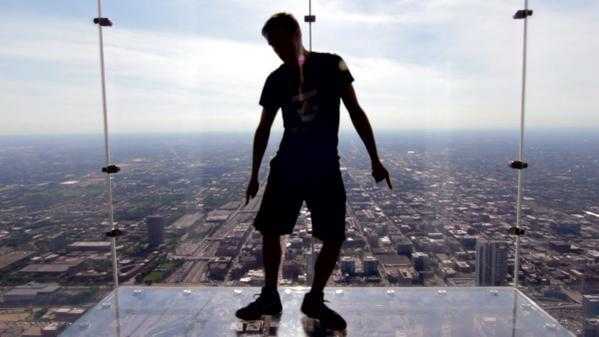 Video: Chàng trai ghi lại từng bước nhảy điêu luyện trong 100 ngày tại 100 địa điểm khác nhau