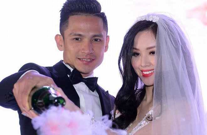 Hot girl Tâm Tít sinh con trai đầu lòng