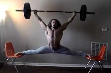 Pha nâng tạ khó tin thách thức cả thế giới