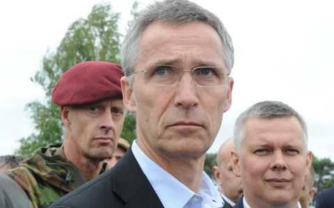 NATO điều hàng chục ngàn lính đến biên giới Nga