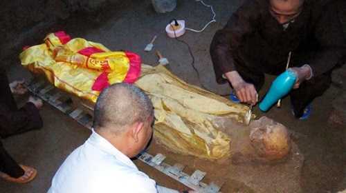 Kỳ bí thi thể hòa thượng chôn 26 năm không phân hủy ở Quảng Ngãi