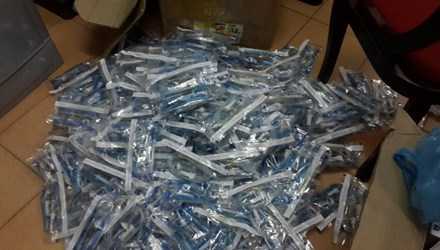 Hãi hùng bơm kim tiêm lậu