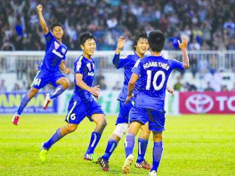 17h trực tiếp B.Bình Dương - HAGL