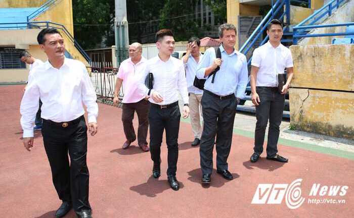 Sẽ xây dựng học viện bóng đá Man City tại Việt Nam