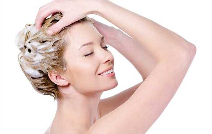 Mẹo gội đầu giúp tóc khỏe đẹp
