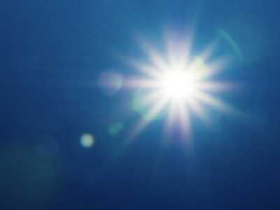 Bầu trời Hà Nội xanh ngắt khác thường