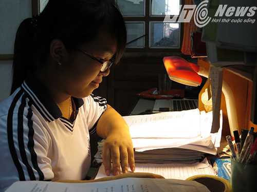Nữ sinh ‘mét mốt’ ước mơ vào giảng đường Đại học Quốc gia Hà Nội