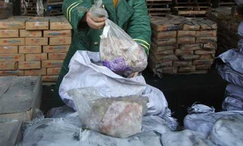 Nguồn gốc bất ngờ của thịt Trung Quốc đông lạnh 40 năm