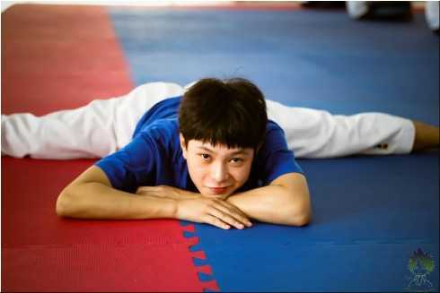 Kiện tướng Taekwondo 9x vừa điển trai lại đa tài