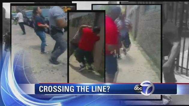 Tranh cãi kịch liệt xoay quanh clip cảnh sát New York đánh người