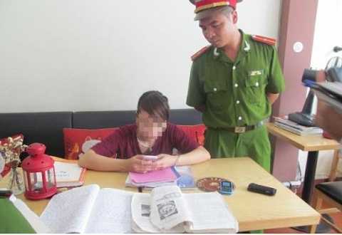 Đọc giải đề môn Sử ở Hà Nội: Hai đối tượng bị bắt khai gì?