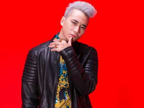 Karik ra mắt MV 'khủng' được đầu tư 300 triệu