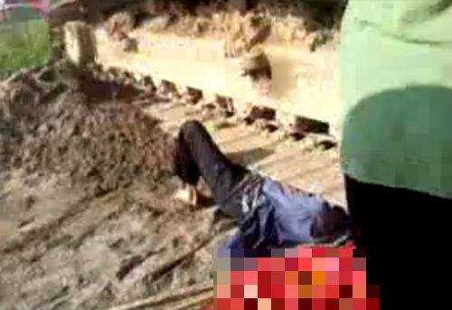 Thực hư clip một phụ nữ bị máy xúc chèn qua người ở Hải Dương