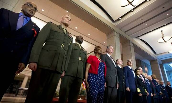 Cựu Bộ trưởng Quốc phòng Mỹ thừa nhận 'đau đớn' trong lễ kỷ niệm 50 năm chiến tranh Việt Nam