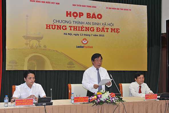 Tôn vinh các anh hùng liệt sỹ với 'Hùng thiêng đất mẹ'