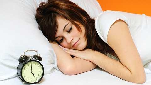 4 nguyên tắc cho giấc ngủ giúp bạn trẻ lâu và ít bệnh