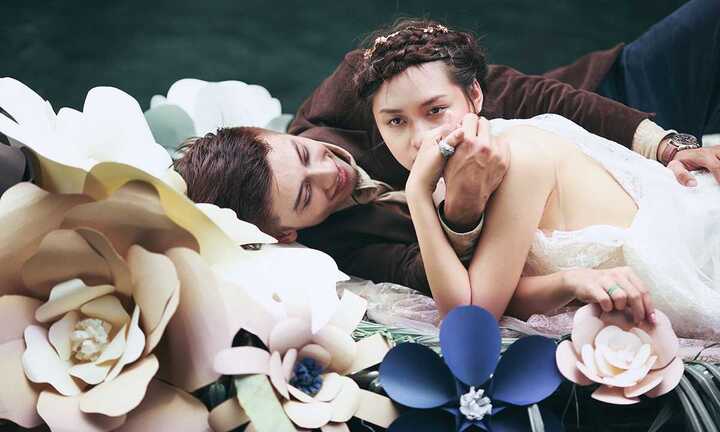 Ảnh cưới ‘Nơi tận cùng thế giới’ lạ mắt khiến giới trẻ thích thú