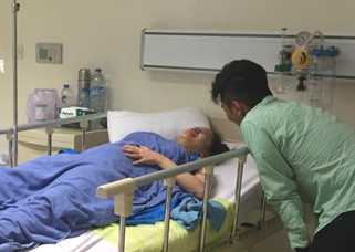 Sau ca sinh mổ, Khánh Thi bật khóc khi thấy Phan Hiển