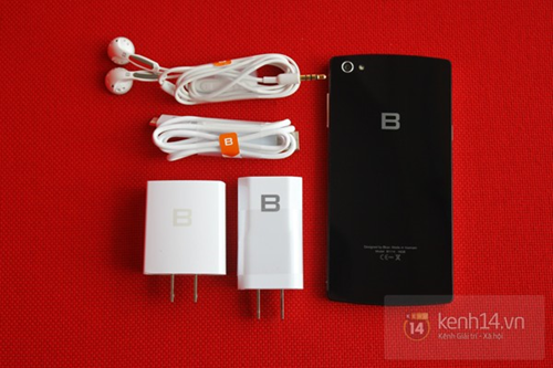 Siêu phẩm Bphone tiếp tục gặp 'scandal'