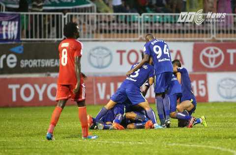 HLV B.Bình Dương lý giải trận thua sốc HAGL