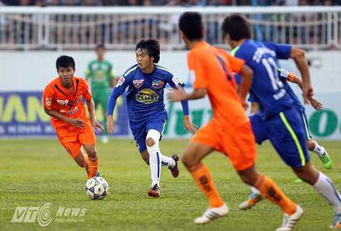 Trực tiếp SHB Đà Nẵng 2-0 HAGL: Công Phượng vô hồn