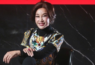 Lưu Hiểu Khánh gây sốc khi lộ gương mặt biến dạng