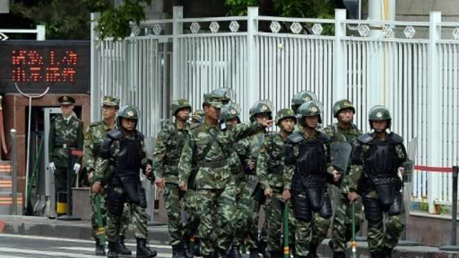 Lực lượng vũ trang Trung Quốc sắp được bỏ loại giày hôi chân