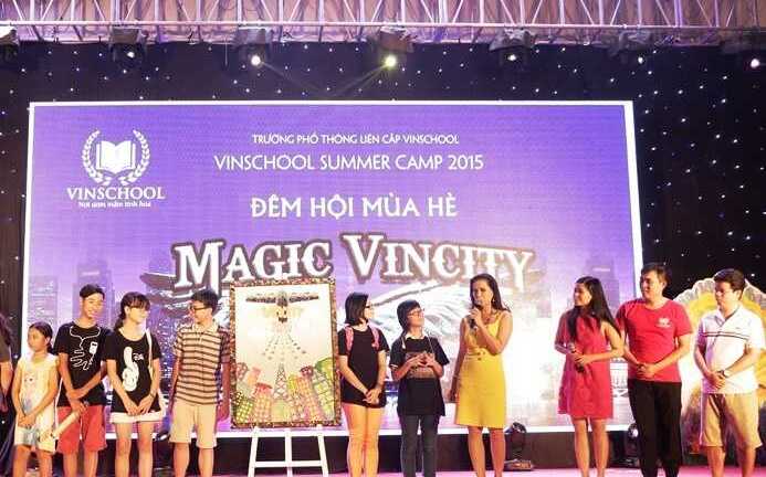 Đêm hội 'trải nghiệm tương lai' tại thành phố hướng nghiệp VinCity