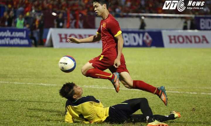 Công Phượng: Lên tuyển mà 'câu khán giả' cũng là điều hạnh phúc