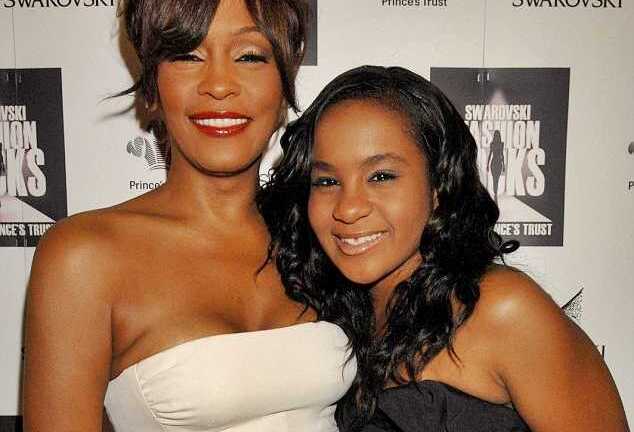 Con gái của Whitney Houston qua đời