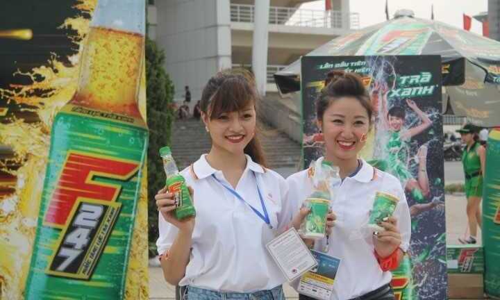 Hot girl bùng nổ cùng Manchester City