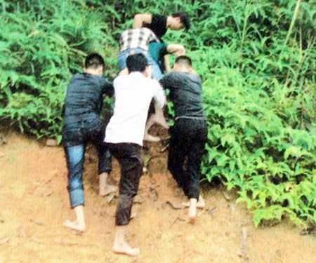 ‘Nhận tội để sống đặng có cơ hội kêu oan’