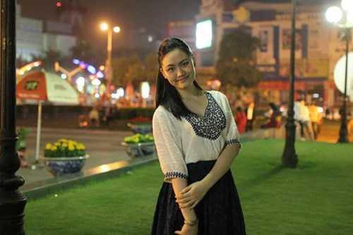 Nữ sinh Thanh Hóa xinh xắn giành được học bổng 3,5 tỷ đồng