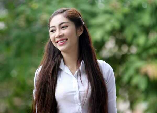 Hoa hậu đại dương Đặng Thu Thảo nhận lời tái hiện ‘chân dài đi khách’