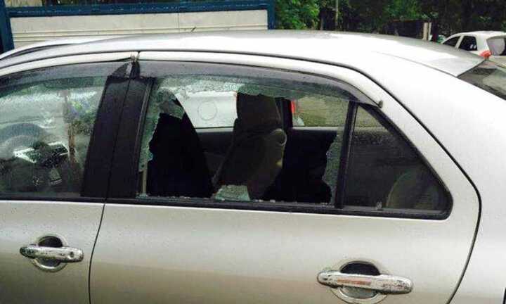 Bắt nhóm thanh niên đập vỡ 32 kính ô tô, trộm 600 triệu đồng