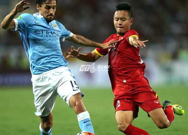 Man City sang Việt Nam: Bầu Hiển lỗ cả tỷ đồng vẫn vui