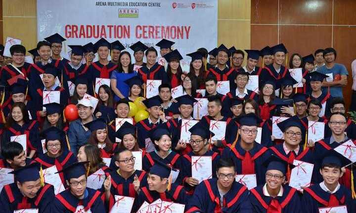 Hơn 150 sinh viên tốt nghiệp hệ thống Arena toàn cầu