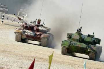 Clip: Xe tăng Trung Quốc Type 96 ‘vượt mặt’ T-72 của Nga