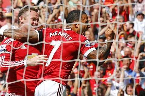 Thắng may mắn, Man Utd có 3 điểm ngày khai mạc