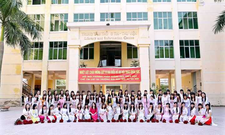 Đại học Nội vụ tạo mọi thuận lợi cho thí sinh xét tuyển NV1