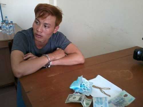 Giết người hiếp dâm chủ quán karaoke