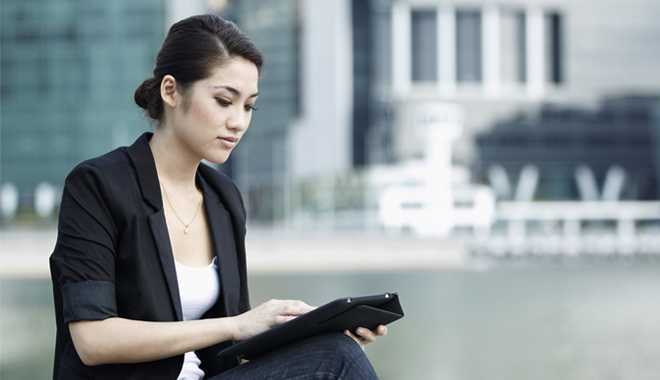 Người thành công thường làm gì khi bạn đang ăn trưa?