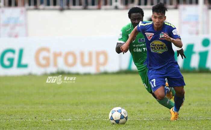 HAGL mất dần lối đá đẹp kiểu U19 Việt Nam?
