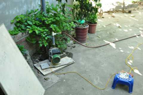 Mất nước, giếng khoan bỏ hoang thành 'cứu tinh'