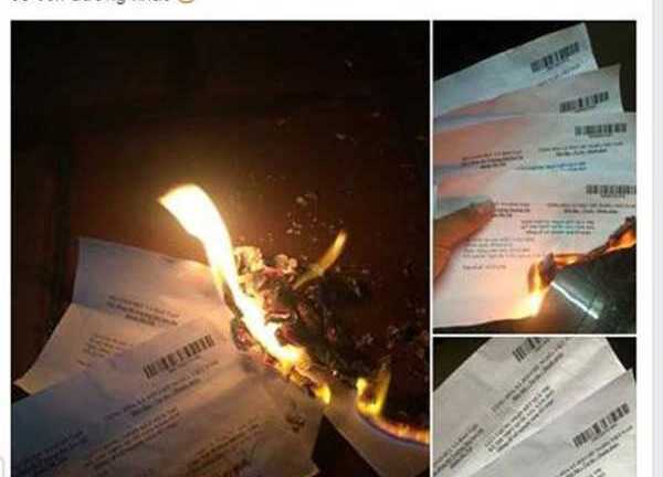 Chàng trai đốt giấy xét tuyển đại học, cao đẳng khiến dân mạng bất ngờ