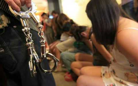 Lừa hàng loạt thiếu nữ làm gái mại dâm chỉ với vài chục nghìn đồng